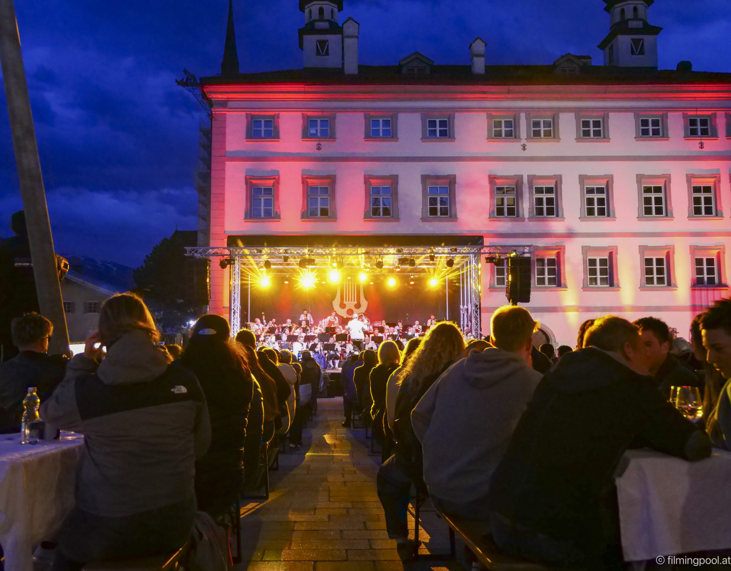 Schlossklänge am Schlossplatz Fügen Konzert der Bundesmusikkapelle Fügen